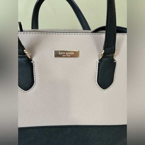 Kate Spade purse - Picture 5 of 5